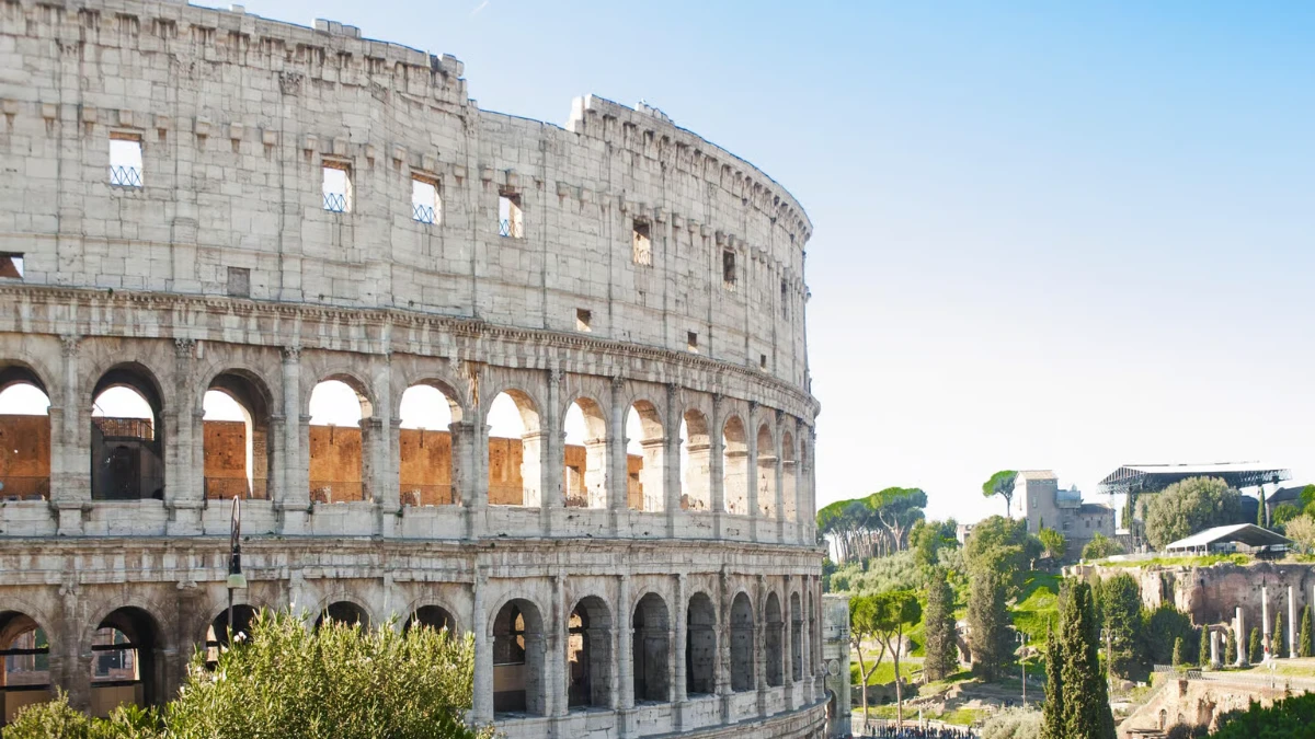 Colosseum Exterior Daylight view